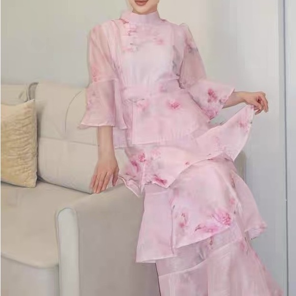 Designer-Style Pink Layered Ruffle Dress - Picture 5 of 5